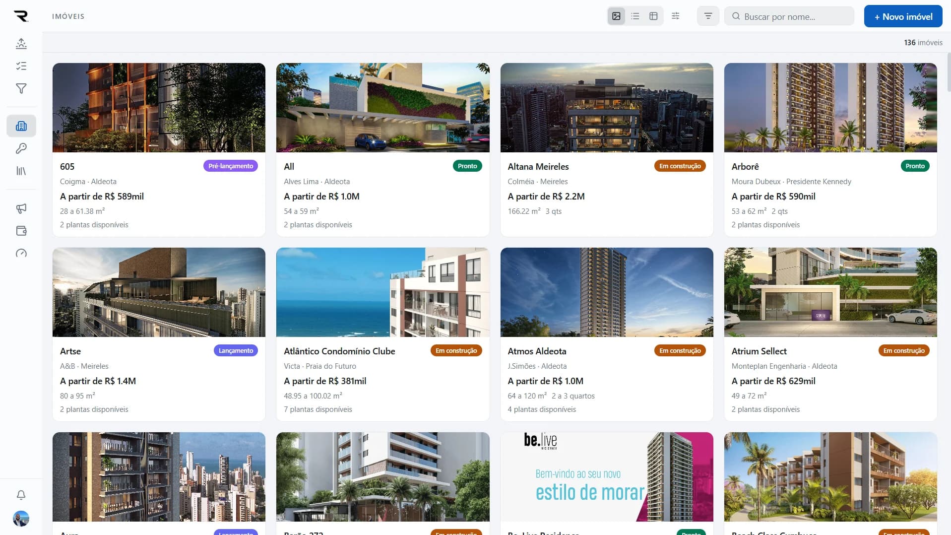Tela de Imóveis em grade, com foto, status, localização, preço inicial e plantas disponíveis.